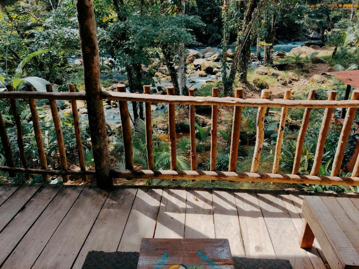 Cabana Vista Rio Celeste 外观 照片
