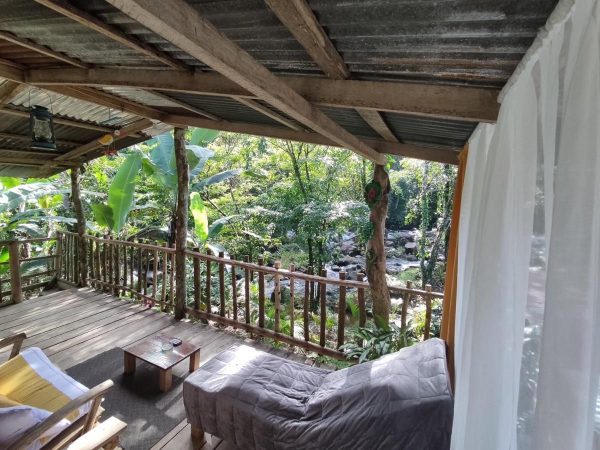 Cabana Vista Rio Celeste 外观 照片